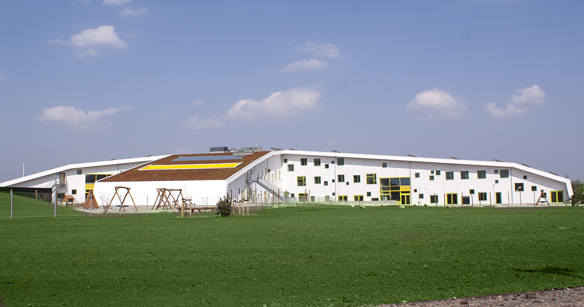 Opførelse af skole- og daginstitutions bygning