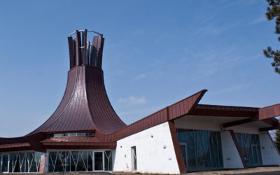 Renovering og udvidelse af kirke – Baunekirken